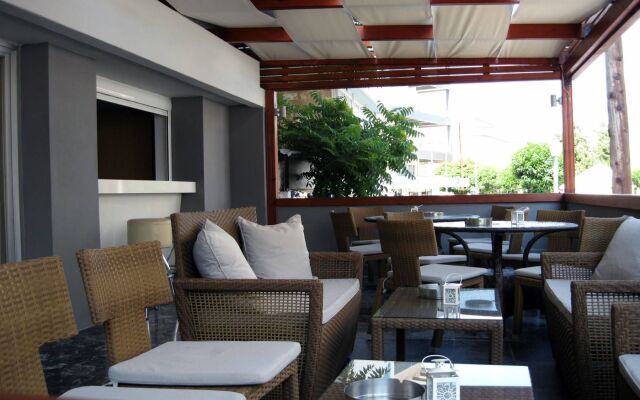 Mimosa Suites