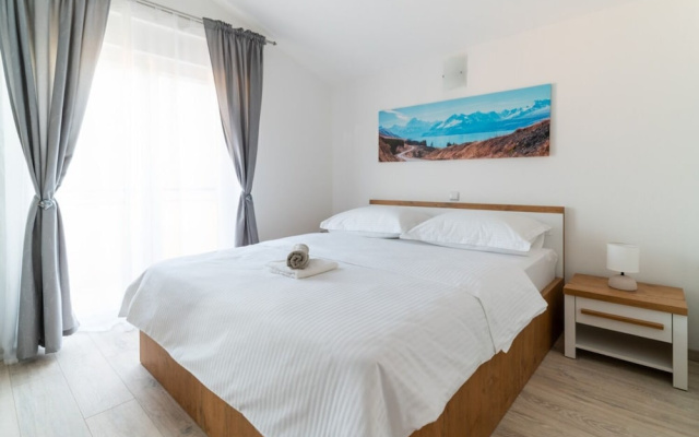 Apartments Lux 3