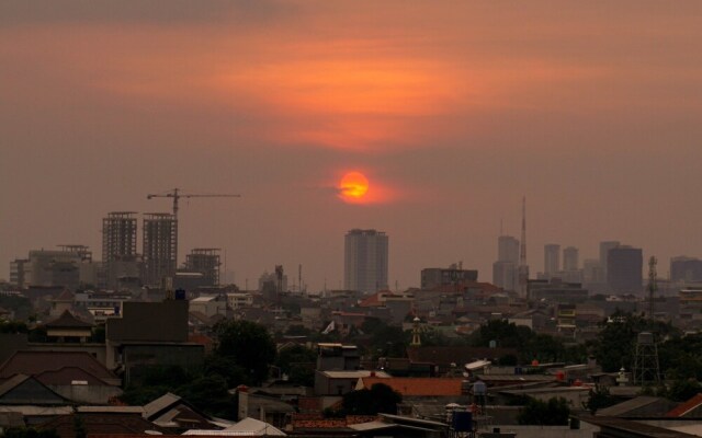 Tranquil 1BR GP Plaza Apartment