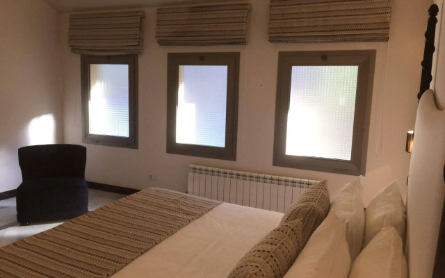 Cherry Blossom Boutique Hotel