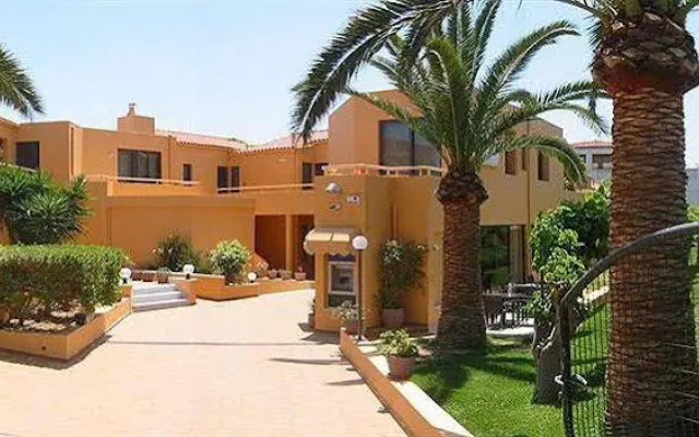 Golden Sand Hotel