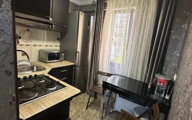 Apartments on Aiaair Avenue 99