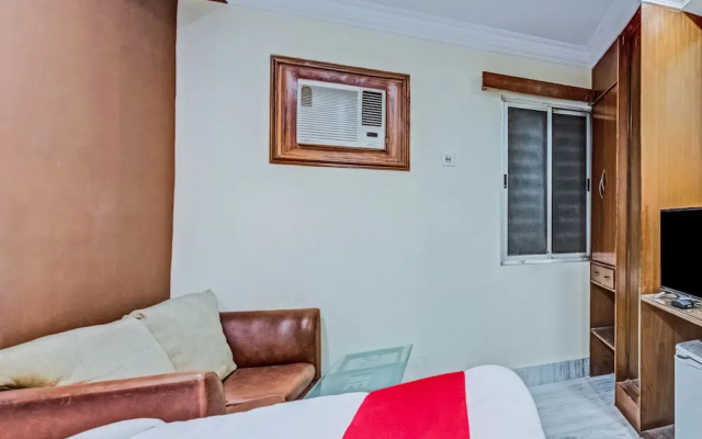 Oyo 24171 Hotel Meridian