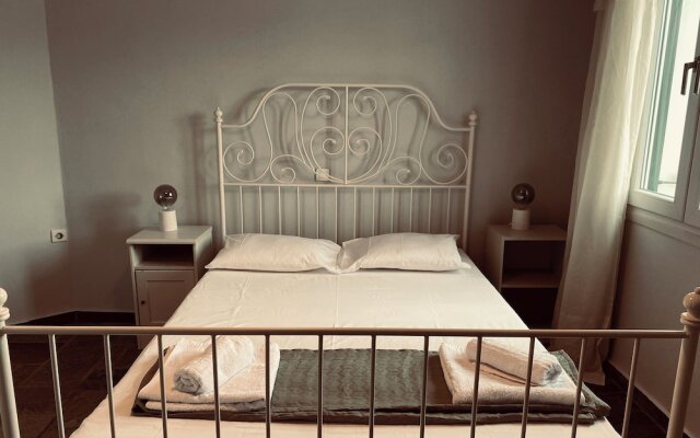 Tinos 4 Person House in Heart of Tinos Island