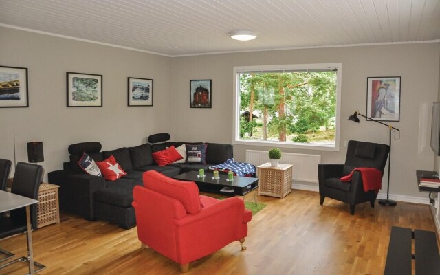 Beautiful Home in Rockneby With 4 Bedrooms and Wifi
