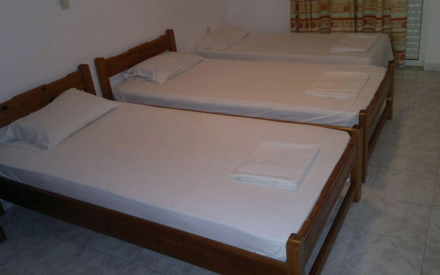 Fania Apartments