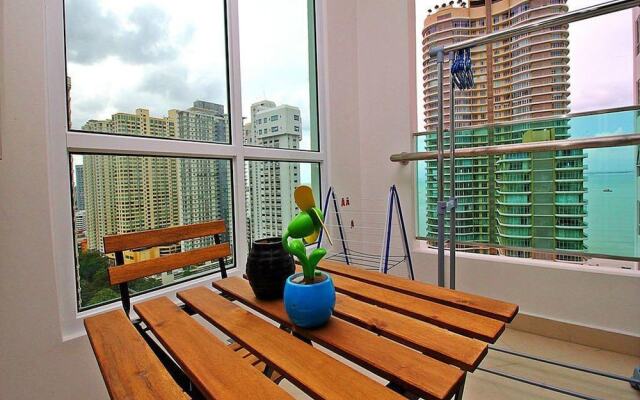 Mansion One Suites by Merlene