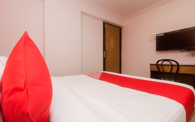 Hotel Palm Star By OYO Rooms