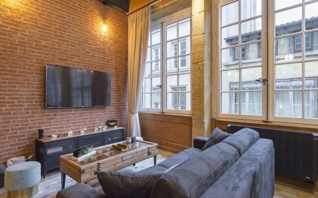 Host Inn Coeur Vieux Lyon & SPA