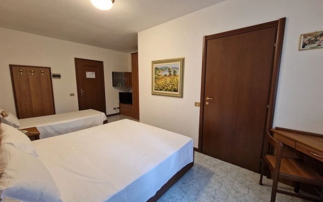 Hotel Montegrino Lakeview