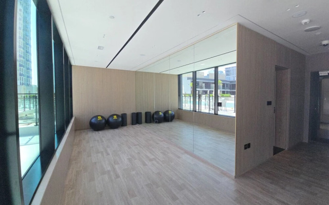 Easygo- Stylish 1bdr Binghatti Corner