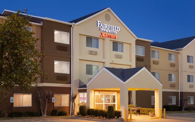 Fairfield Inn & Suites Longview