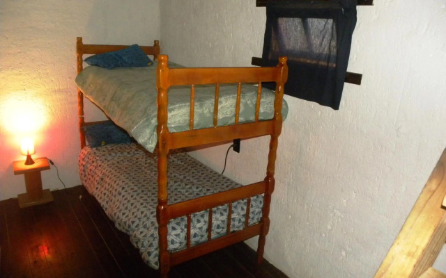 ICE POINT SURF HOUSES Praia do Rosa