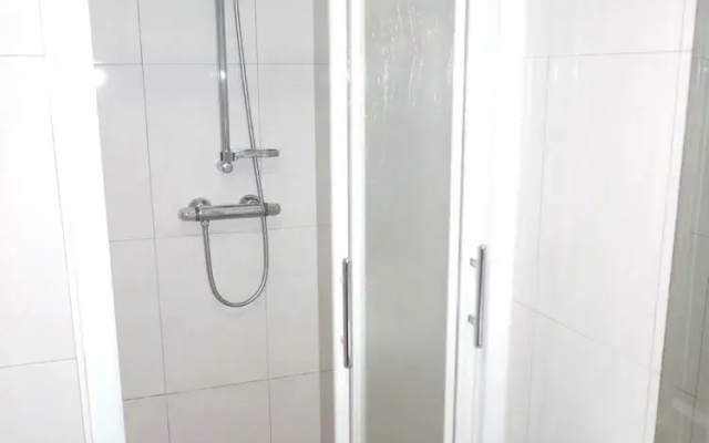 A01 - Avenue View Studio