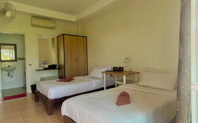 Baan Baramee House