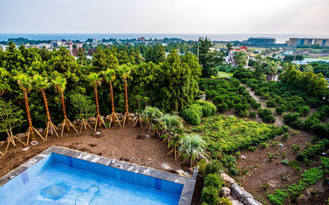 Sunrise Hotel Jungmun