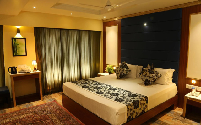 Hotel Madni Royale