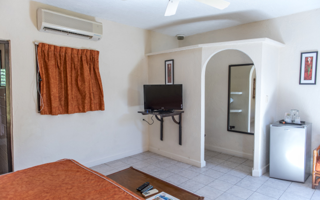 Villablanca Garden Beach Hotel