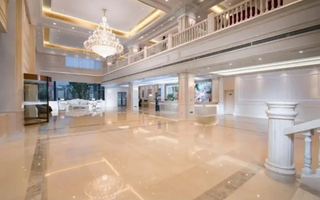 Baiyunbao International Hotel – Lobby – Guangyuan