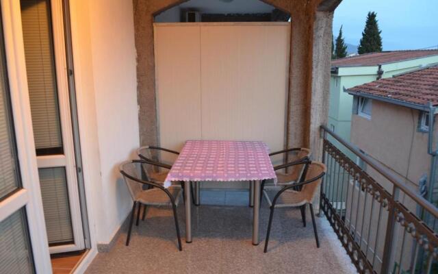 Apartment Folic Sutomore