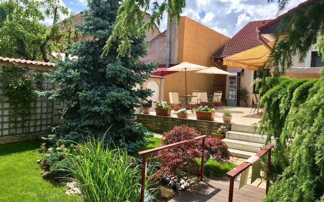 Cristi's Rooms - Pensiune