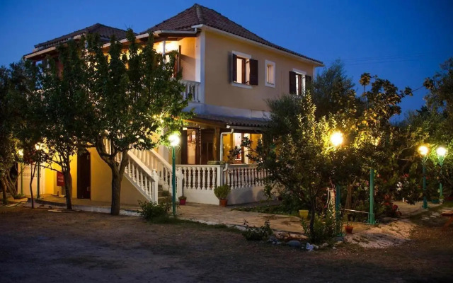 Areti Orfeas Apartment 6