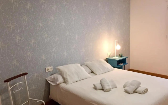 Piso nuevo con encanto centro Granada