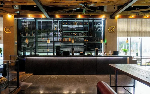 Incheon Airport Global Hotel & Suites