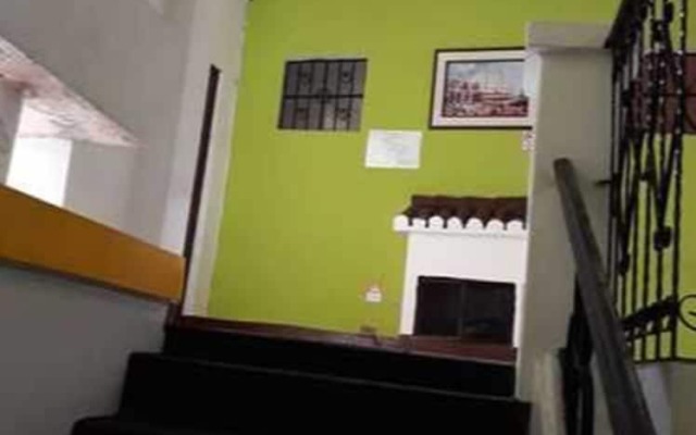 Hostal Castel WL