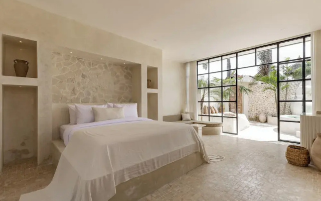 Bohemian 2BR Private Suites By Orivista