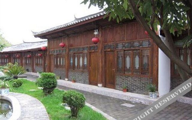 Sina Hotel Lijiang