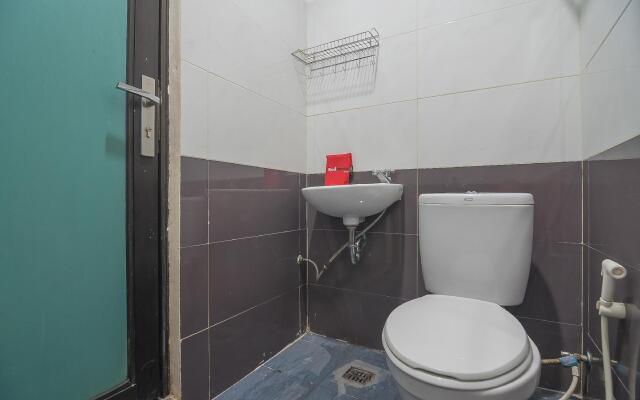 RedDoorz near RSUD Embung Fatimah Batam