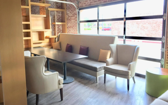 Aggieland Boutique Hotel