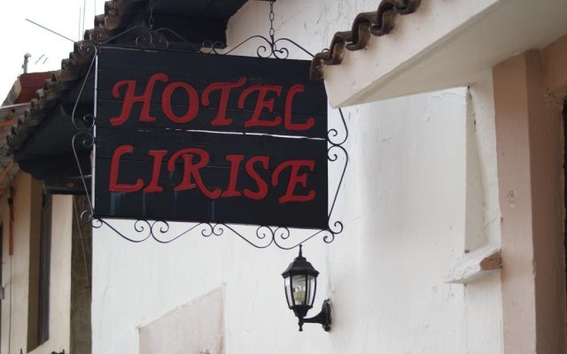 Hotel Lirice Colonial
