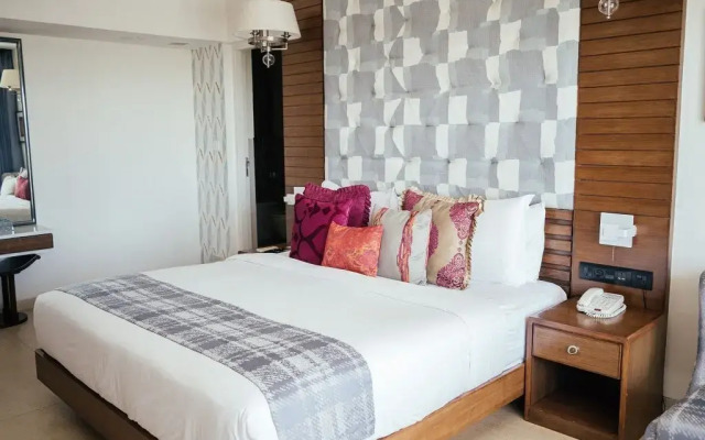 Acron Waterfront Resort