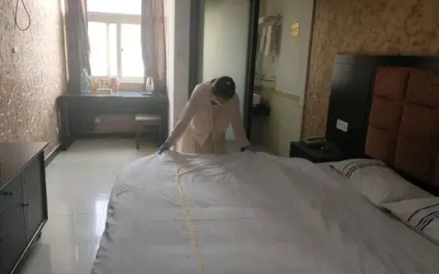 Luohe Qianhe Boutique Apartment