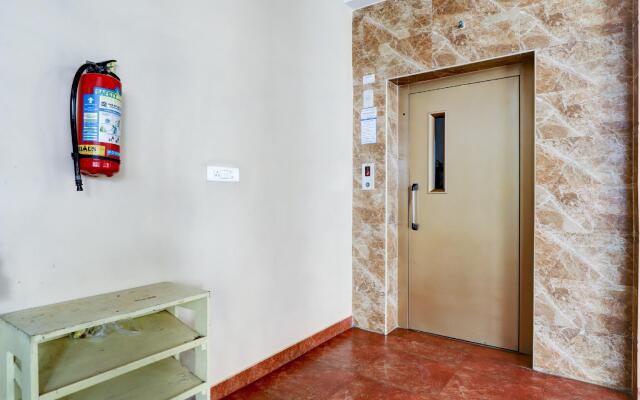 OYO 79255 Happy Homes Service Apartments