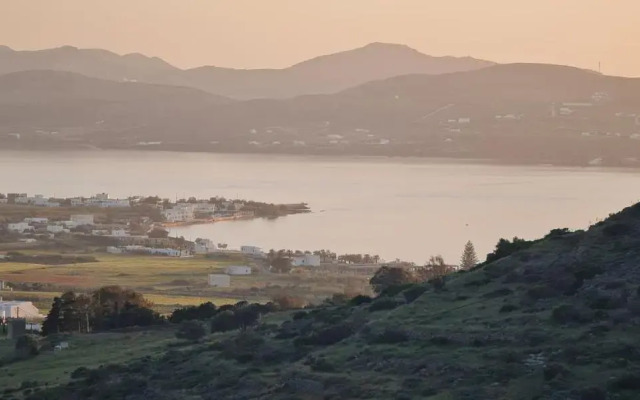 Romantic sunset cycladic house in Sotires