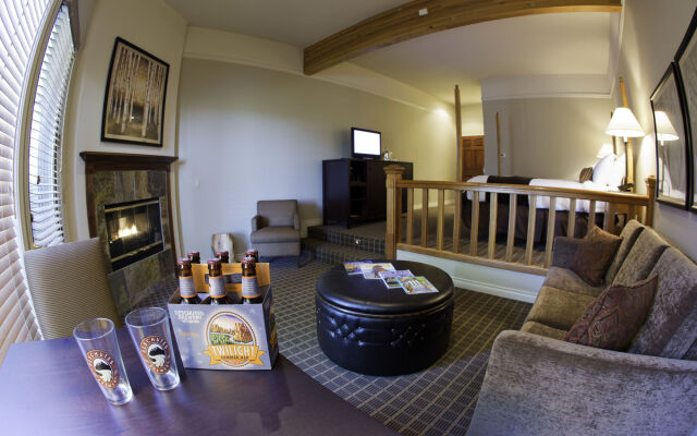 Pine Ridge Inn
