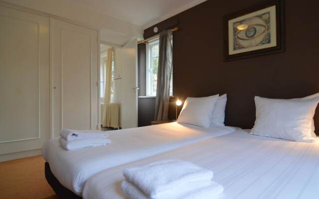 Charming Holiday Home in Hulshorst With Pool