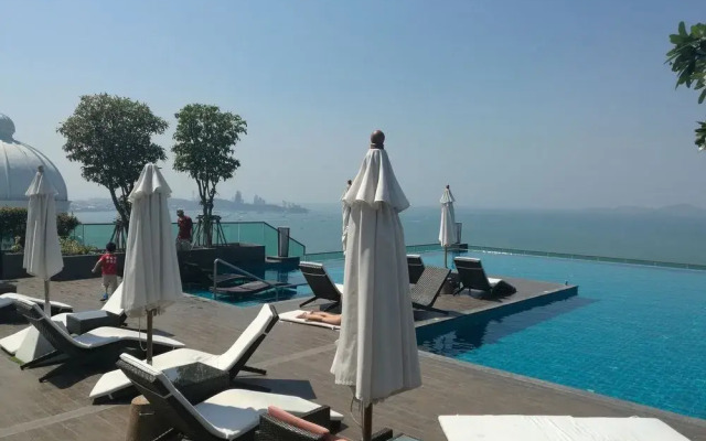 Wong Amat Tower - 65 Sqm 1 Br Suite