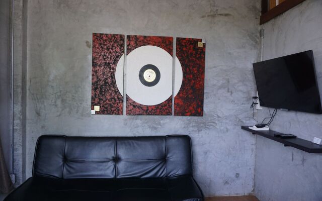 K-1 Modern Art Hotel