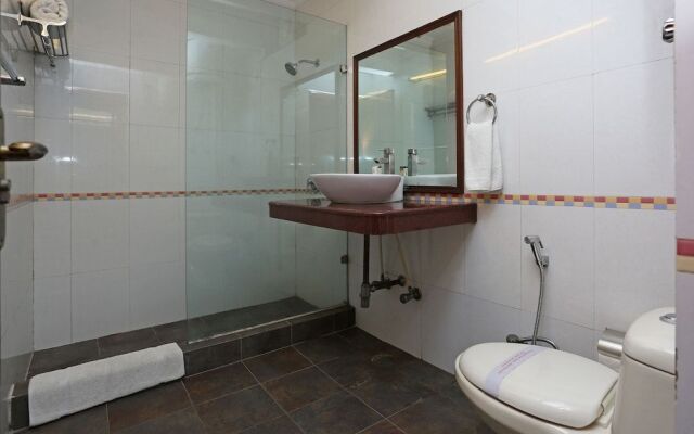 OYO 5425 Hotel The Turquoise