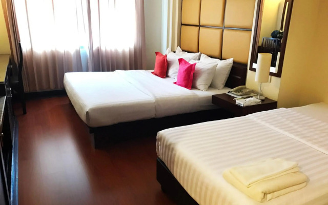 Grand Business Inn