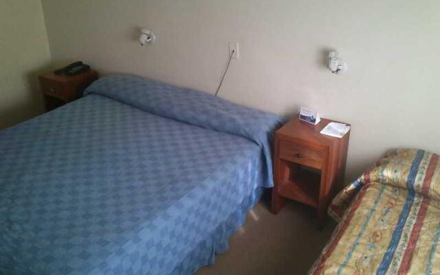 Hotel Puerta del Sol