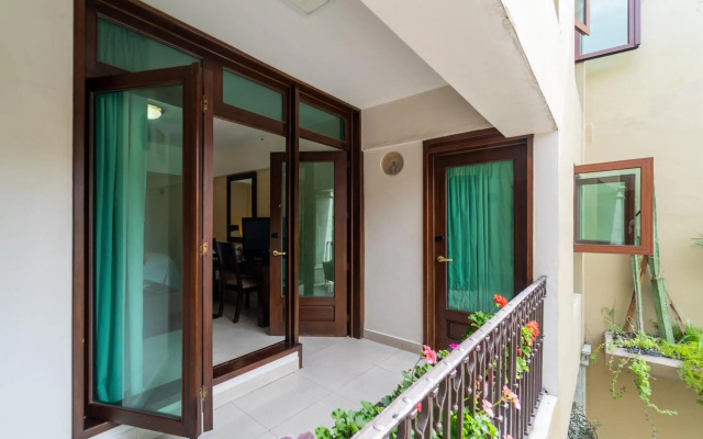 Casa de las Flores Hotel