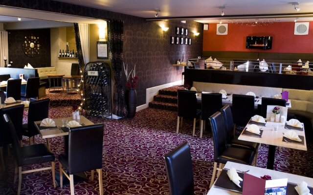 Fairburn Hotel