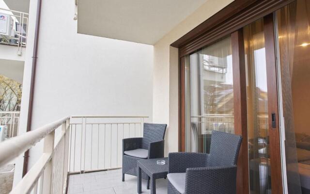 SUNLIGHT RED - Szeged Exclusive