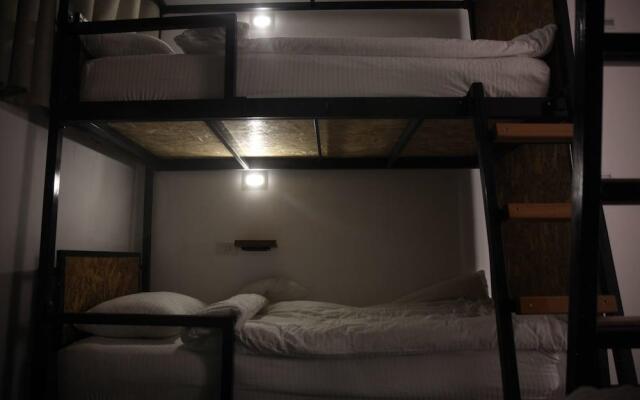 Nomads Hotel - Hostel