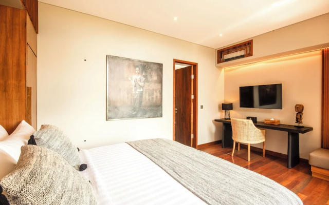 Luxury 6BR Canggu 400m to Finns Beach – Guest Rooms – Tibubeneng